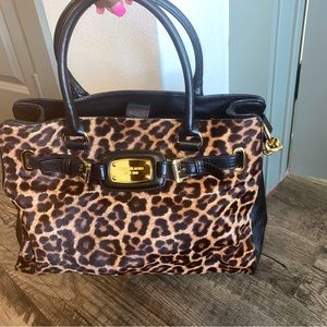 Michael kors printed purse